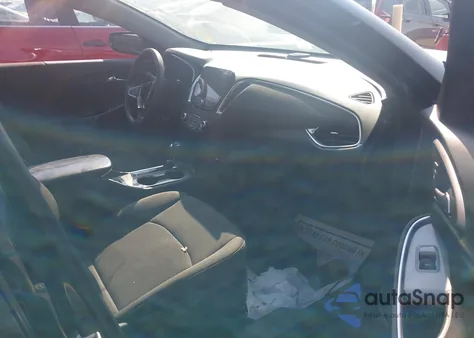 2020 Chevrolet Malibu Fwd Lt из США, поврежденный, VIN 1G1ZD5ST4LF095673